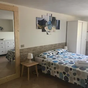  Bed and breakfast Tavolara